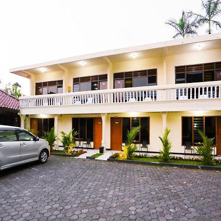 Oyo 93136 Hotel Santo Djaya 2 Bogor Exteriör bild