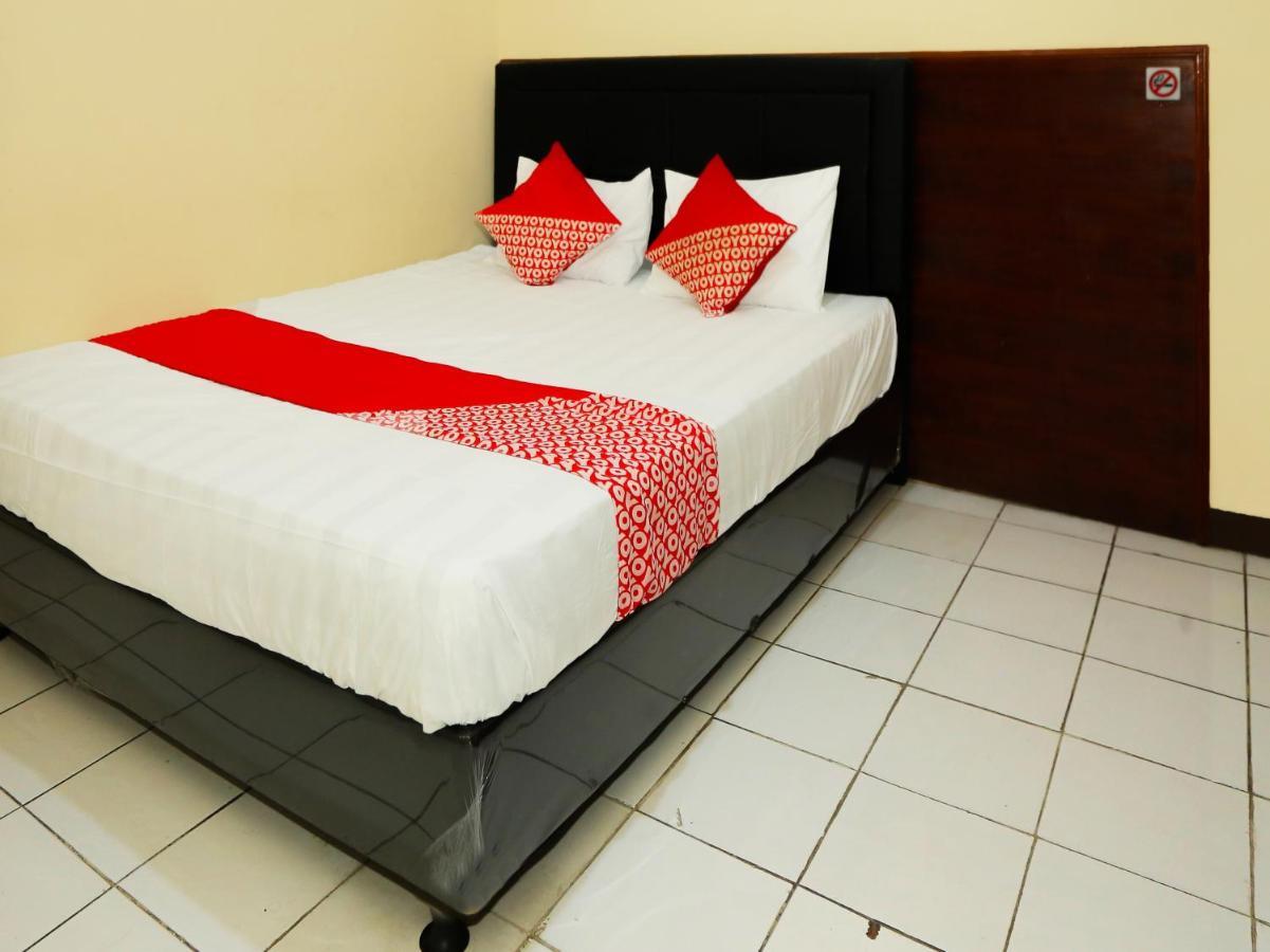 Oyo 93136 Hotel Santo Djaya 2 Bogor Exteriör bild