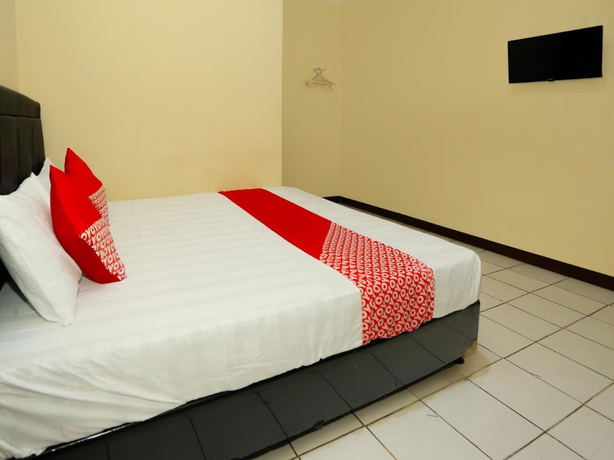 Oyo 93136 Hotel Santo Djaya 2 Bogor Exteriör bild