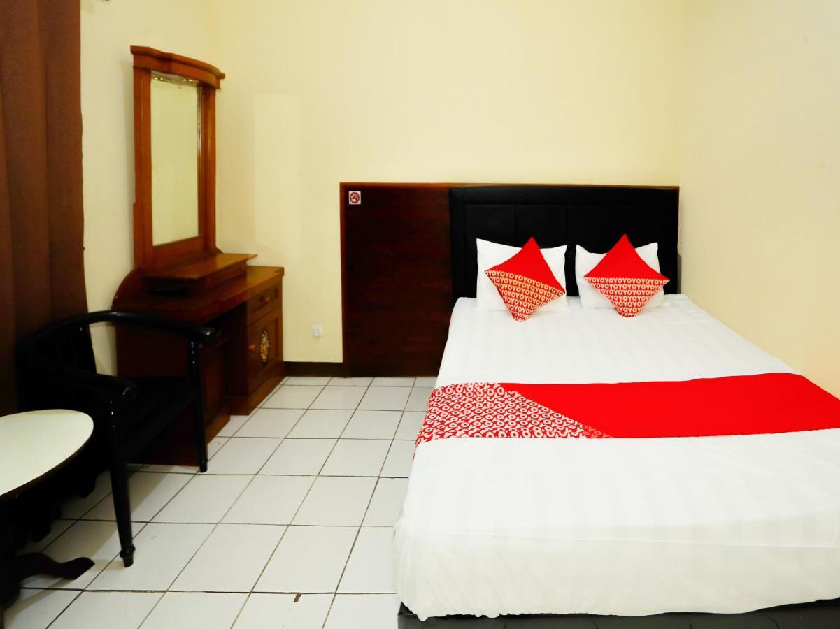 Oyo 93136 Hotel Santo Djaya 2 Bogor Exteriör bild