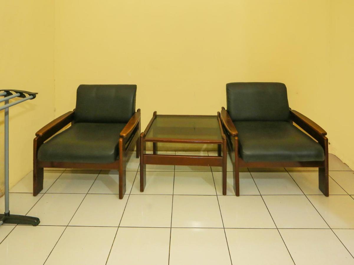 Oyo 93136 Hotel Santo Djaya 2 Bogor Exteriör bild